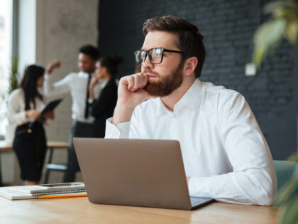 KSeF – kto i w jakich sytuacjach nie musi z niego korzystać?